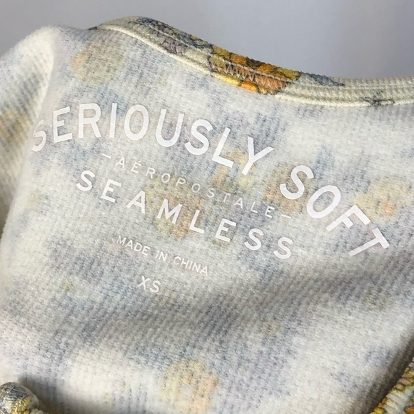 Aeropostale Yellow Floral Seriously Soft Cropped Tank Top XS - Picture 4 of 4